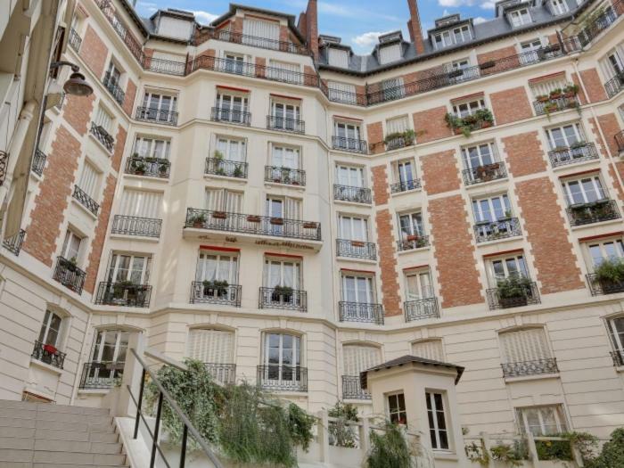 4 People Apartment Close To Eiffel Tower By Weekome Paris Exterior foto